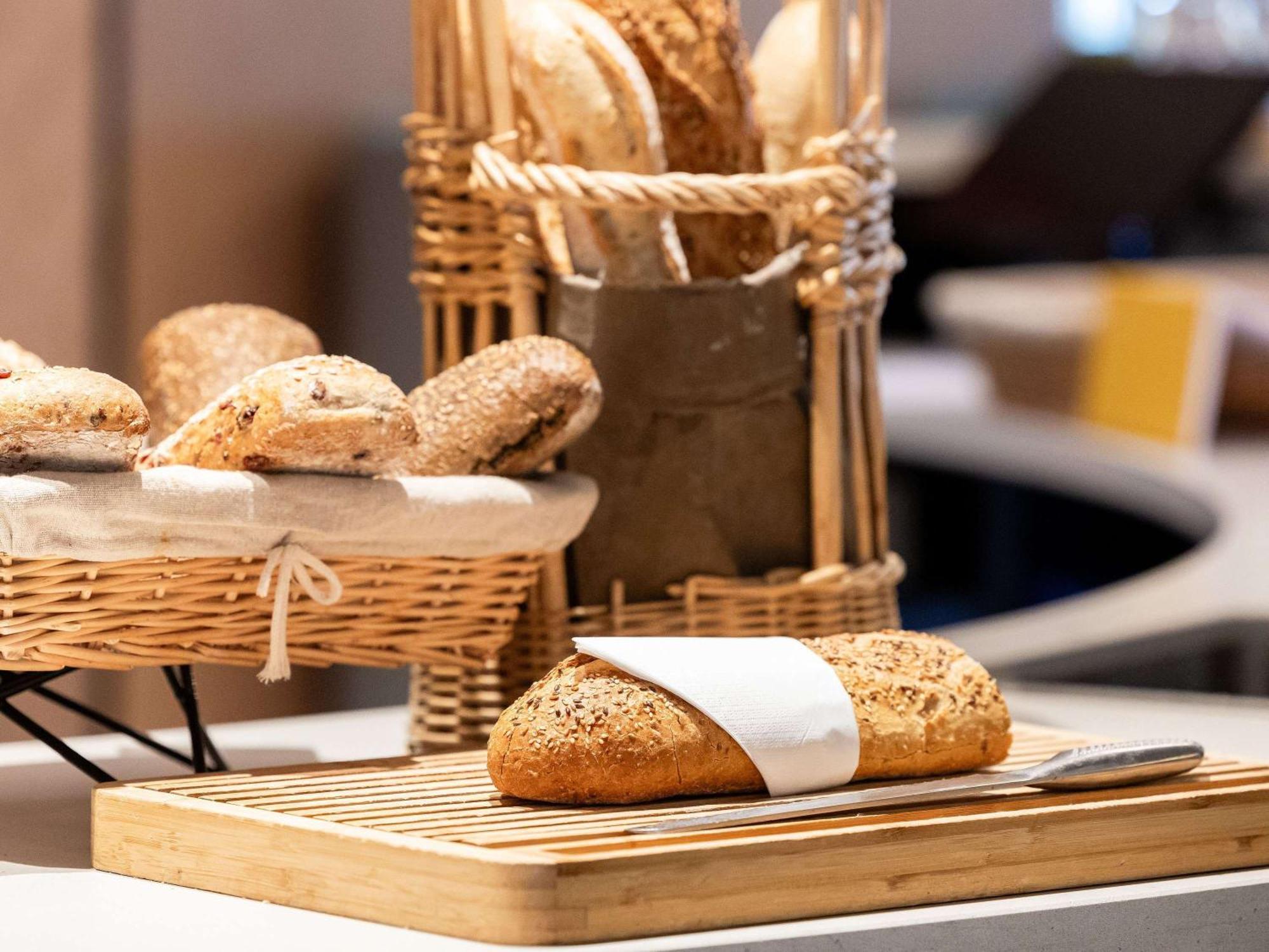 Novotel Paris 13 Porte D'Italie Le Kremlin-Bicêtre Екстериор снимка