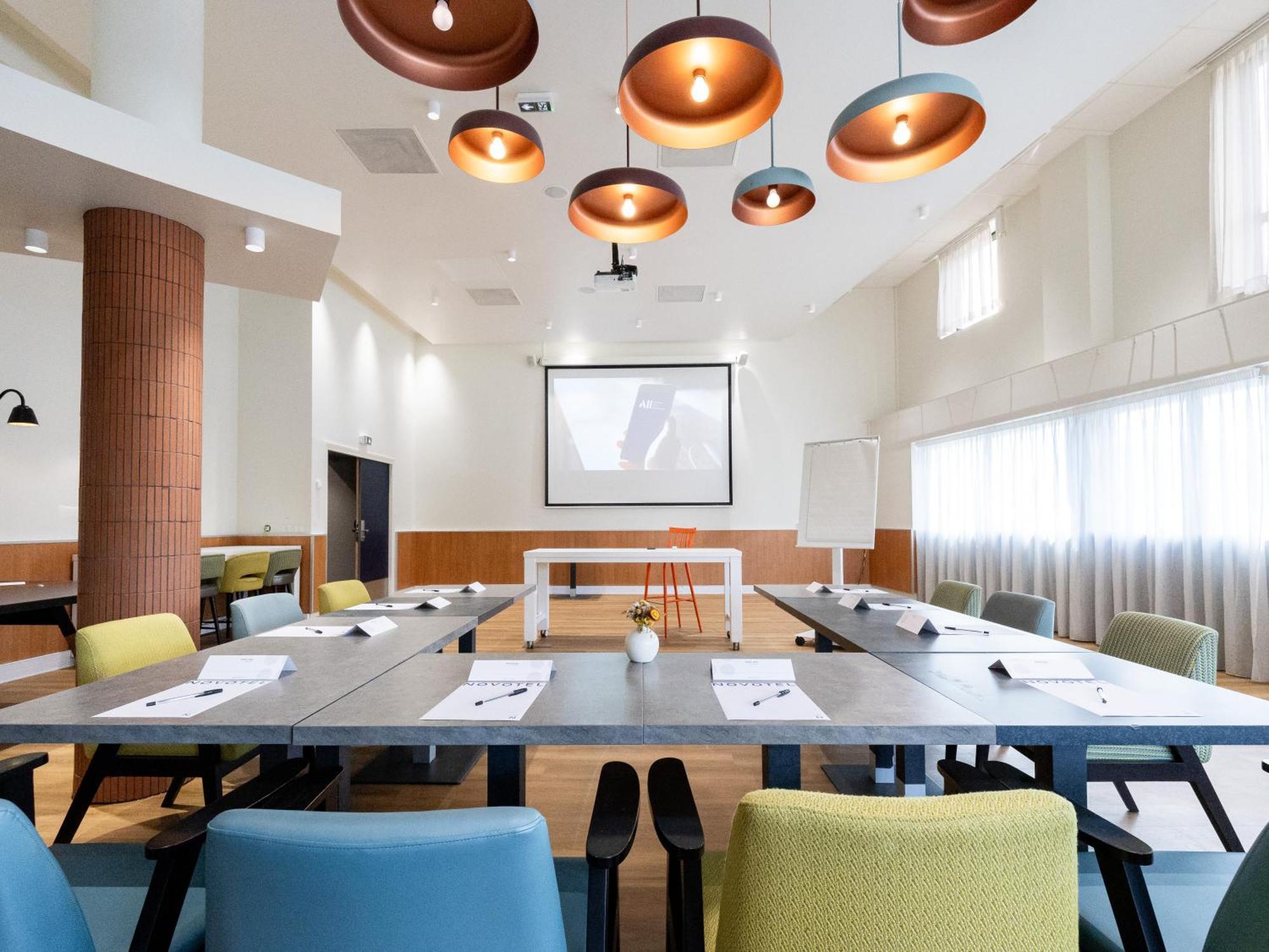 Novotel Paris 13 Porte D'Italie Le Kremlin-Bicêtre Екстериор снимка
