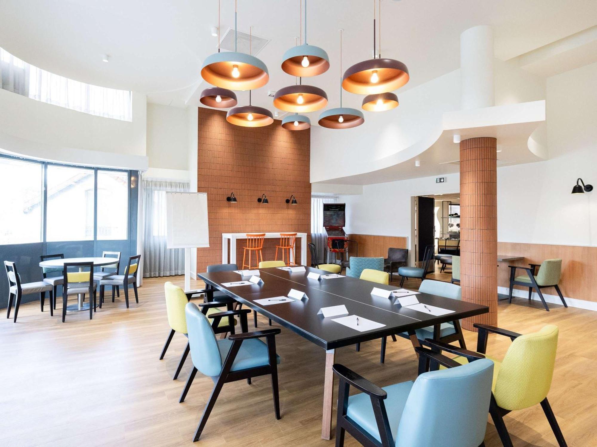 Novotel Paris 13 Porte D'Italie Le Kremlin-Bicêtre Екстериор снимка