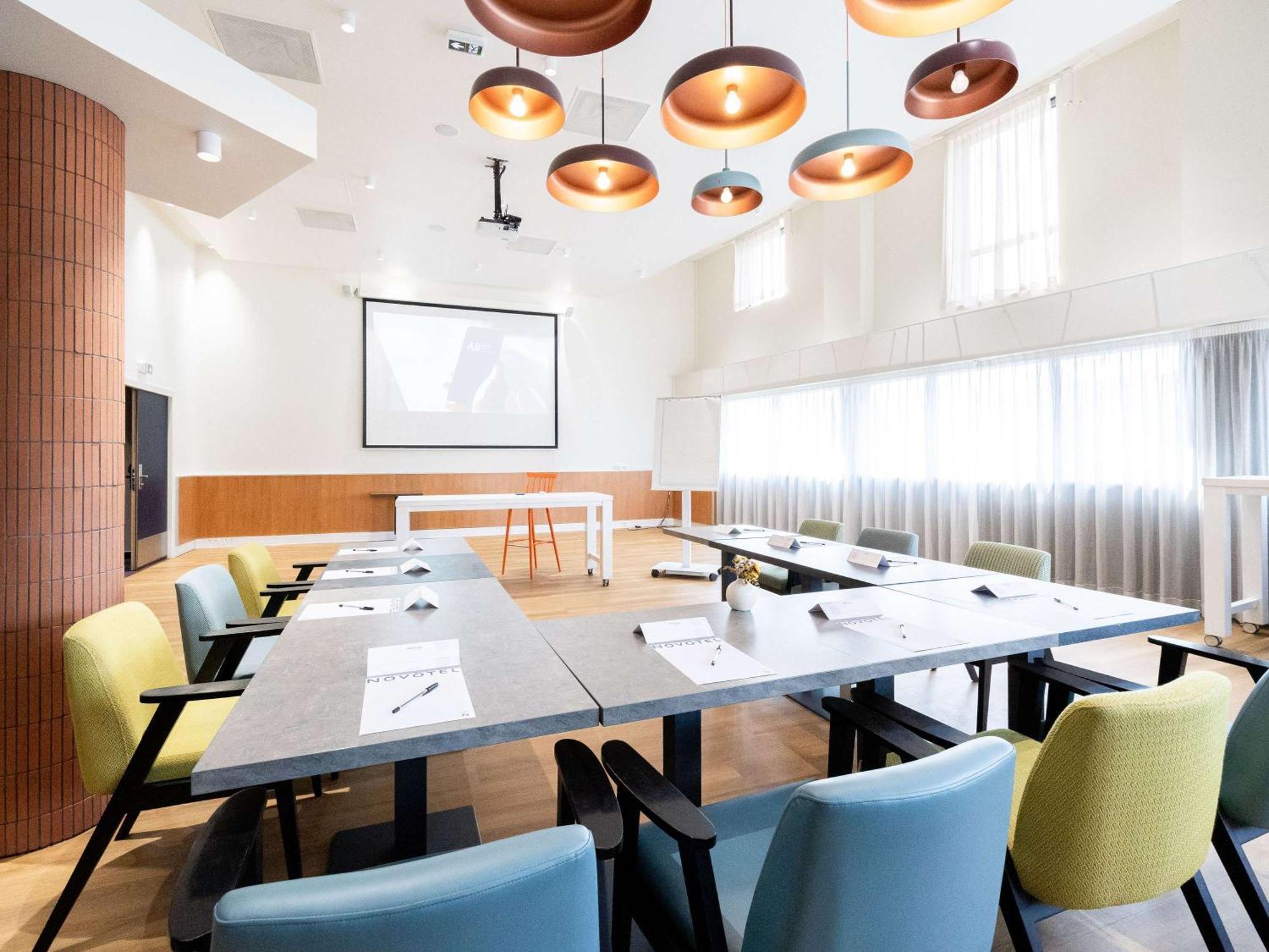 Novotel Paris 13 Porte D'Italie Le Kremlin-Bicêtre Екстериор снимка